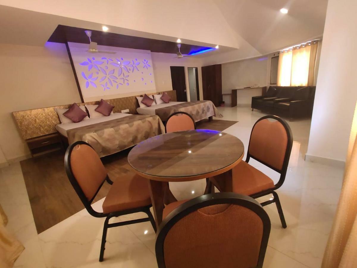 Отель Mount Palazzo Nandi Экстерьер фото